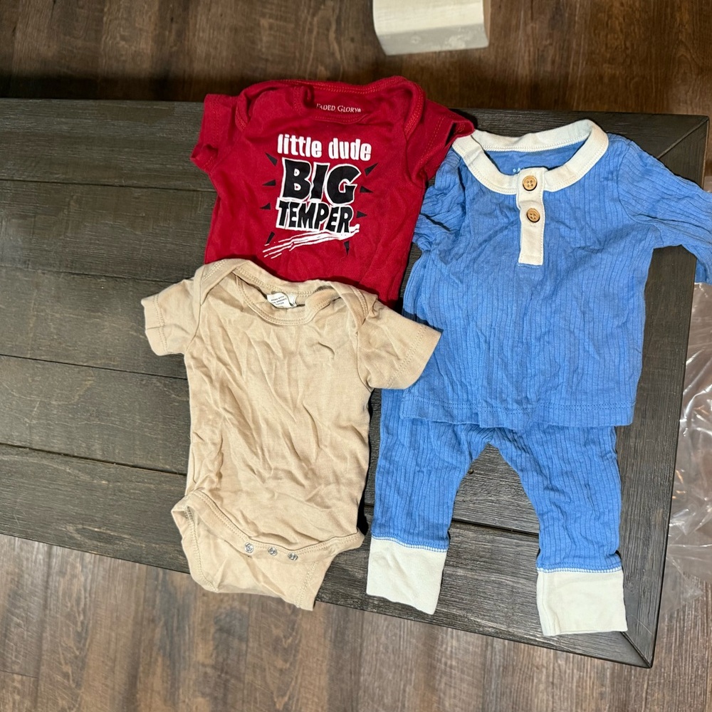 Newborn clothes